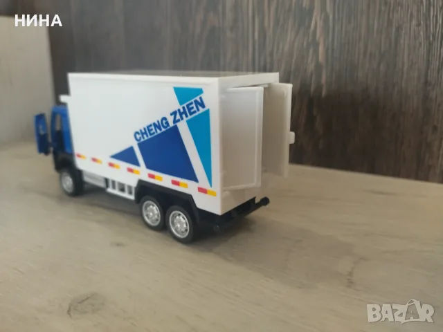 Метален камион Volvo !!!, снимка 2 - Колекции - 55314468