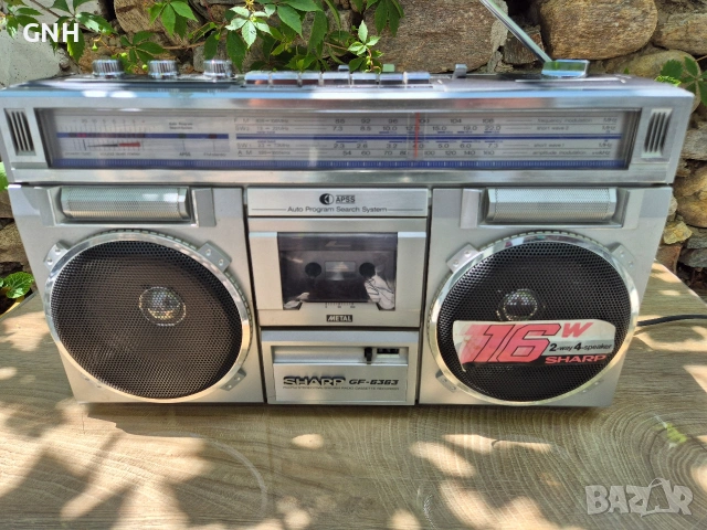 Радиокасетофон Sharp GF-6363Z, снимка 2 - Радиокасетофони, транзистори - 55187497