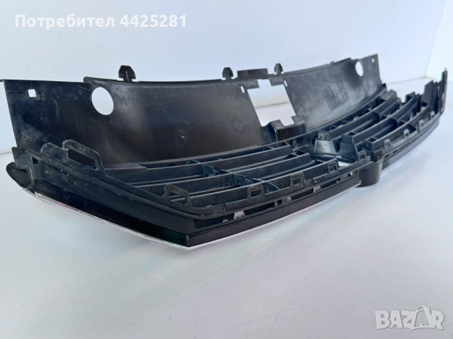 решетка радиаторна VW Passat 8 Фолксваген Пасат 2015-2019 г. #1078V. 3G0853653, снимка 4 - Части - 54283335