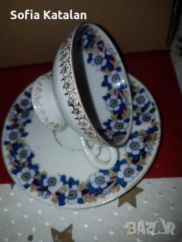 Порцеланови чашки, чинийки и други., снимка 16 - Колекции - 54396640