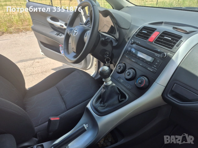 Продавам: Toyota Auris – Закупена от Тойота България (Реални километри), снимка 8 - Автомобили и джипове - 54727530