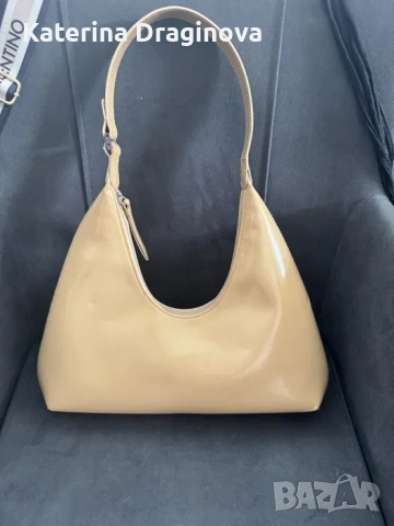 Чанта BY FAR Amber Чанта BY FAR Amber Чанта BY FAR Amber Чанта BY FAR Amber Чанта BY FAR Amber Чанта, снимка 5 - Чанти - 55056142