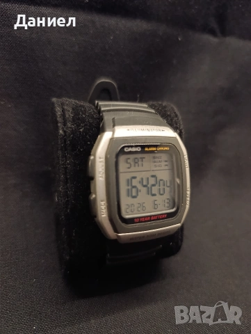 Часовник Casio, снимка 3 - Антикварни и старинни предмети - 54896690