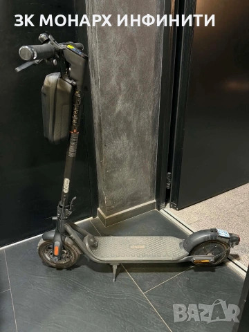Електрическа тротинетка Ninebot by Segway F2 E+ зарядно, снимка 2 - Велосипеди - 54934629