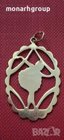 Златна висулка, снимка 5 - Колиета, медальони, синджири - 54369046