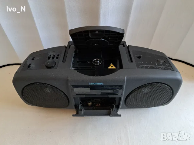 CD радио касетофон Grundig RR 610., снимка 2 - Радиокасетофони, транзистори - 55474310