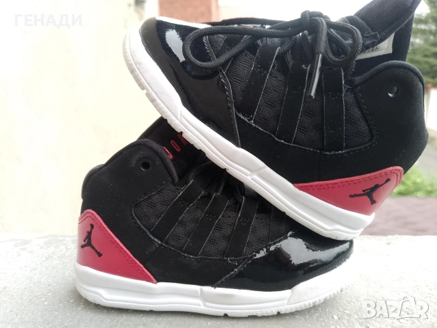 Jordan Max Aura, номер 25, перфектни, снимка 3 - Детски маратонки - 54777363