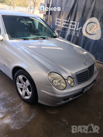 Мерцедес Е220 автоматик 3350евро, снимка 17 - Автомобили и джипове - 54908351