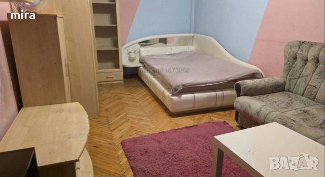 Просторна стая с тераса в Красна поляна 2, за жена