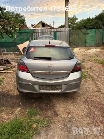 Opel Astra GTC 1.9CDTI 150кс НА ЧАСТИ, снимка 4 - Автомобили и джипове - 54875153