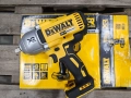 Акумулаторен ударен гайковерт DeWALT DCF899N, снимка 1