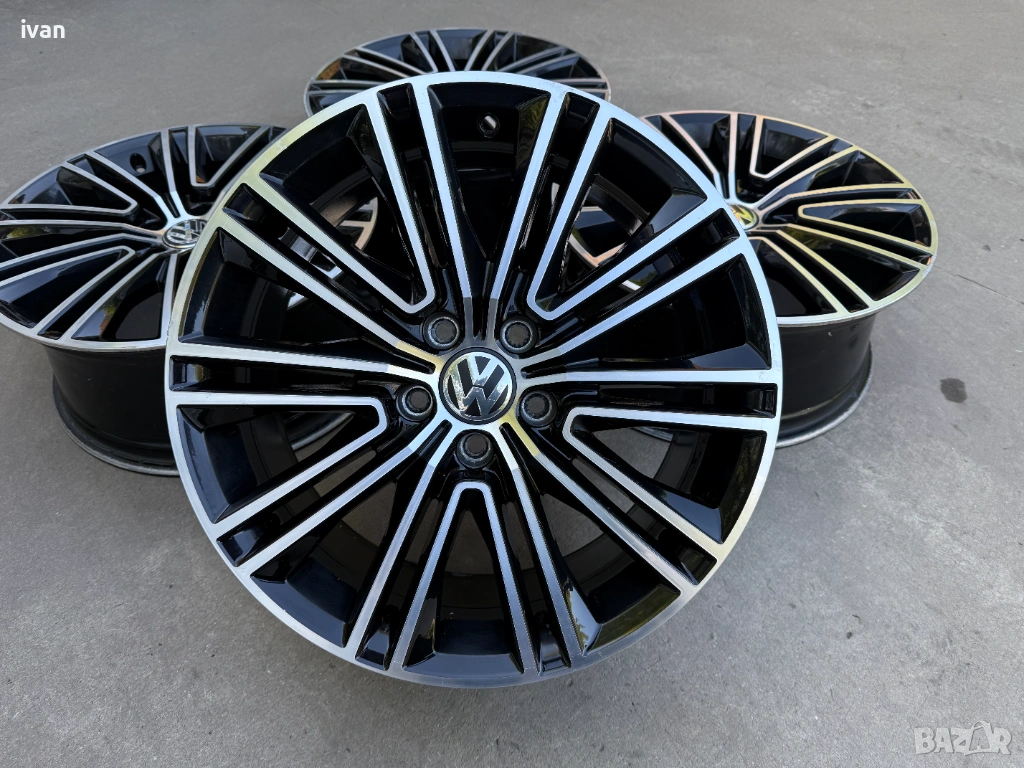 4 бр. оригинални алуминиеви джанти VW 18 цола 5x112 , централен отвор 57.1, ET44, 8J, снимка 1