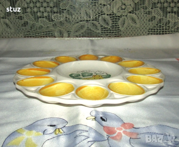 Порцеланово плато за яйца , снимка 3 - Чинии - 53986749