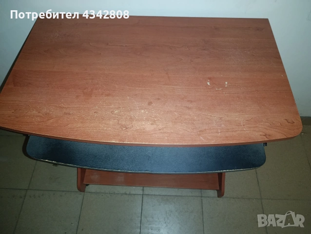 Бюро работно за компютър , снимка 2 - Бюра - 54387601
