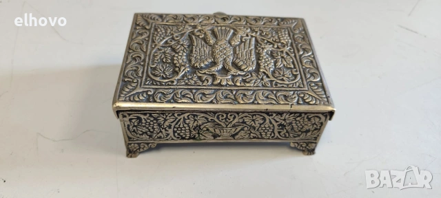 Стара кутия за бижута