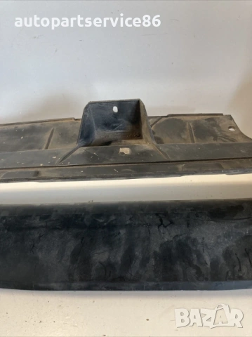 Решетка на радиатора за Volvo V50 2.0D (2005) 08678313, снимка 2 - Части - 54145593