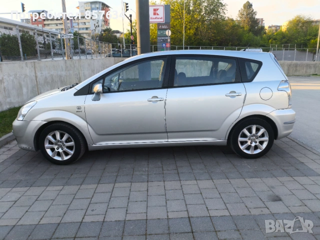 Продавам Toyota Corolla Verso бензин-газ 1,8-129 к.с. 2005 г., снимка 6 - Автомобили и джипове - 54439010