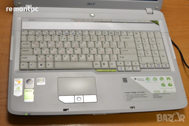 Acer Aspire 7520G 17 инчов SSD + HDD 4 GB RAM Nvidia video card , снимка 2 - Лаптопи за работа - 54190386