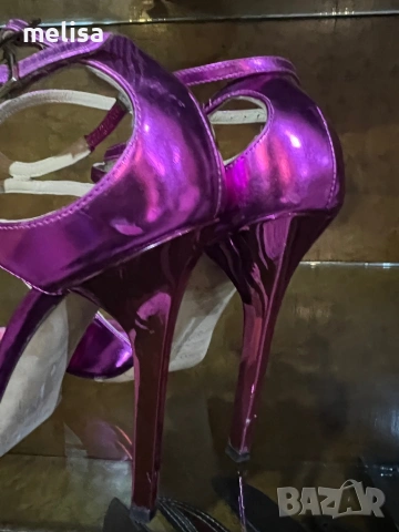 Jimmy Choo сандали оригинал, снимка 8 - Сандали - 54373795