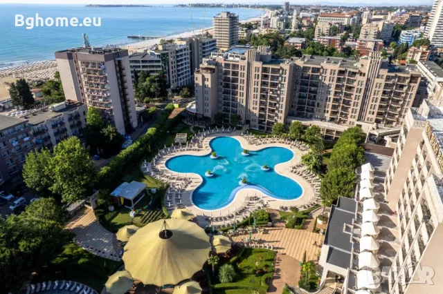Луксозен тристаен апартамент с морска гледка за продажба в Barcelo Royal Beach, Слънчев бряг, снимка 2 - Апартаменти - 55617896