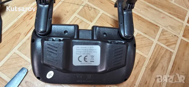 Продавам Дрон с Камера SG900 HD и 22 Минути Полет, снимка 3 - Дронове и аксесоари - 55667259