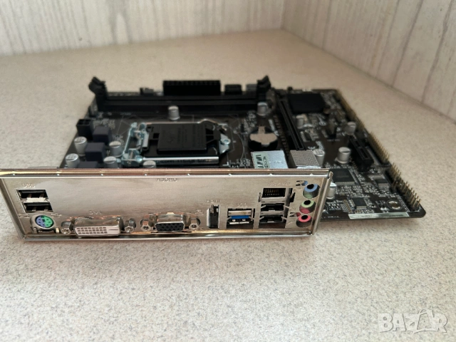 Дънна платка Asrock H81M-DGS, снимка 2 - Дънни платки - 54419486