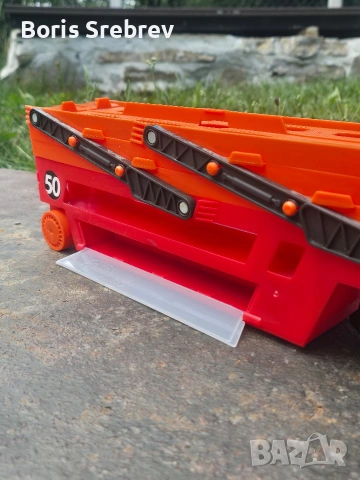 Комплект Hot Wheels: Мегатранспортьор за 50+ колички + Лот писти и лаунчери, снимка 5 - Коли, камиони, мотори, писти - 54990382