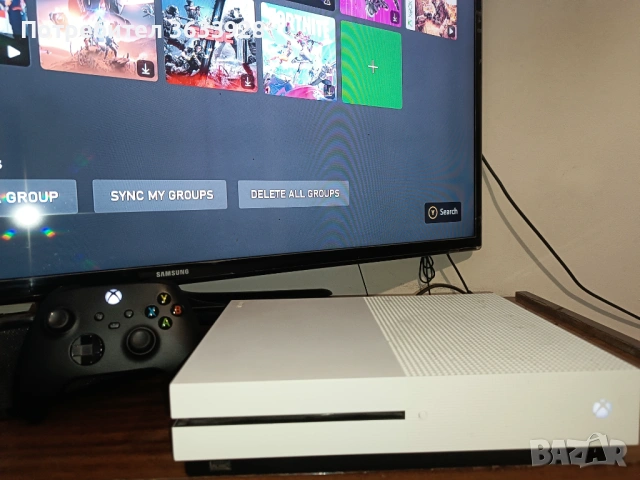 Xbox One S 500GB с 1 джойстик и диск, снимка 2 - Xbox конзоли - 54692716