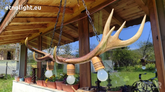 Ръчно изработен полилей от еленови рога с ръчно изработени дървени чашки