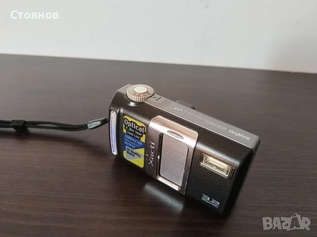 Камера Sanyo Xacti DSC- J1  3.2MP, снимка 14 - Фотоапарати - 55604559
