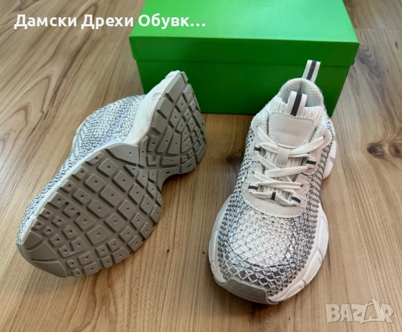 Дамски бели маратонки с камъни , снимка 4 - Маратонки - 55144653