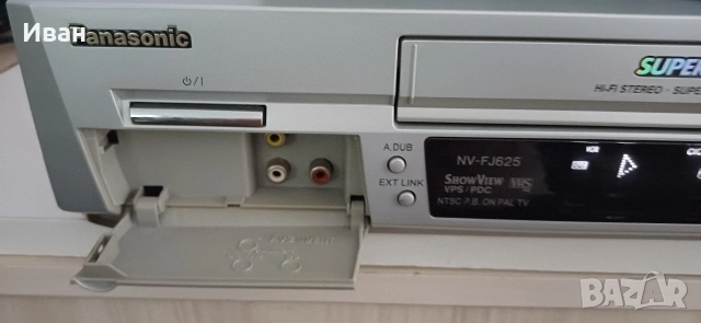 Видео Panasonic NV-FJ625, снимка 2 - Плейъри, домашно кино, прожектори - 55123579