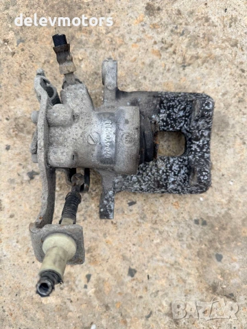 0204Y01988 / 47830 02101  заден ляв спирачен апарат от Toyota Corolla 1.6i Valvematic Comfort, 132ph, снимка 2 - Части - 55062418