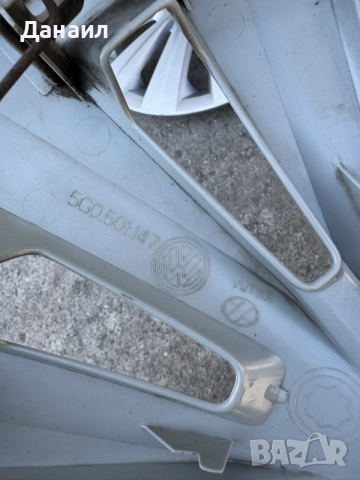 комплект оригинални тасове за Volkswagen 15 цола, снимка 4 - Аксесоари и консумативи - 55674601