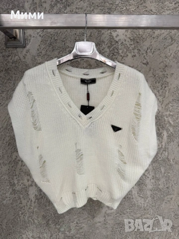 Prada жилетки, снимка 3 - Жилетки - 54238719