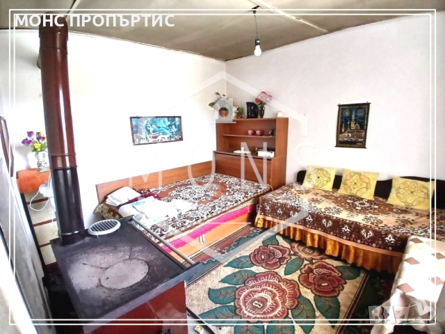 Продават се две жилищни сгради в един парцел в гр. Севлиево, обл. Габрово., снимка 5 - Къщи - 54452830
