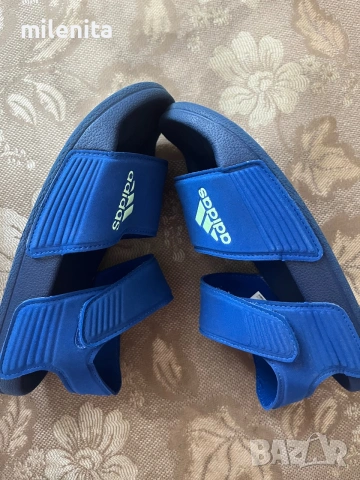 Детски сандали adidas 34номер, снимка 4 - Детски сандали и чехли - 55011459