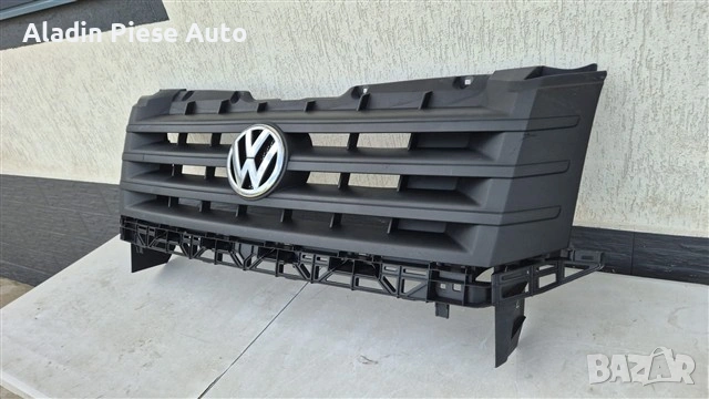 Централна решетка VW Crafter година 2012 2013 2014 2015 2016 2017 код 2E0853653e, снимка 3 - Аксесоари и консумативи - 54442042