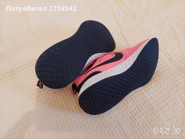 Детски маратонки NIKE, снимка 6 - Детски маратонки - 55562812