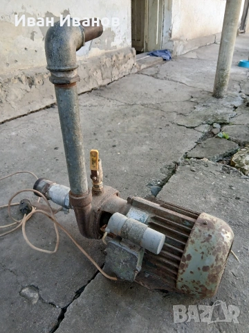 Продавам водна помпа "Вида 4"