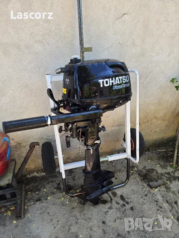 четиритактов извънбордов двигател за лодка Tohatsu с мощност 5 конски сили (5 hp)., снимка 2 - Воден транспорт - 55693610