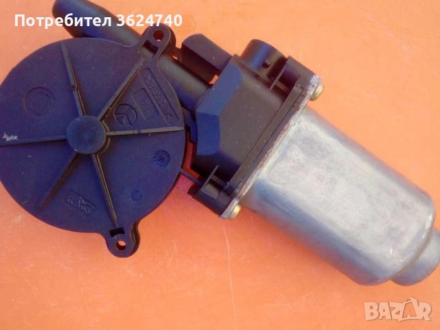 Моторче за стъклоповдигачи на  Рено Меган Сценик 1 и Меган Сценик 1 фаза2