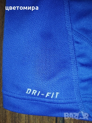 Nike dri fit размер М , снимка 3 - Тениски - 54959420