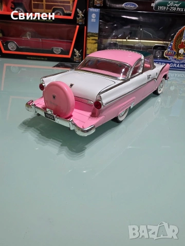 Ford Fairlan (1:18), снимка 3 - Колекции - 54552096