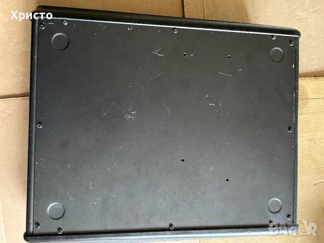 Аудио миксер Mackie ProFX8, снимка 8 - Ресийвъри, усилватели, смесителни пултове - 54353679