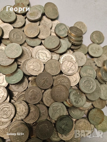 Продавам Английски паундове на монети,1600 от новата емисия паундове и 500 от по старата емисия.Цена, снимка 7 - Нумизматика и бонистика - 54457803