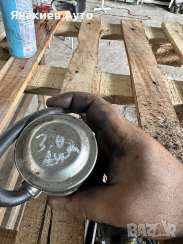 EGR клапан за Audi A4/A6 3.0 V6
, снимка 2 - Части - 55444023