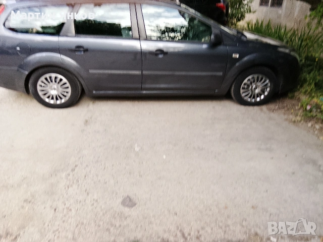 Продавам изключително запазен ford focus 1.6i, бензин., снимка 8 - Автомобили и джипове - 55249889