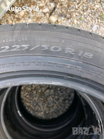 4бр. Перфектни летни гуми 225/50/18 Michelin, снимка 2 - Гуми и джанти - 54822893