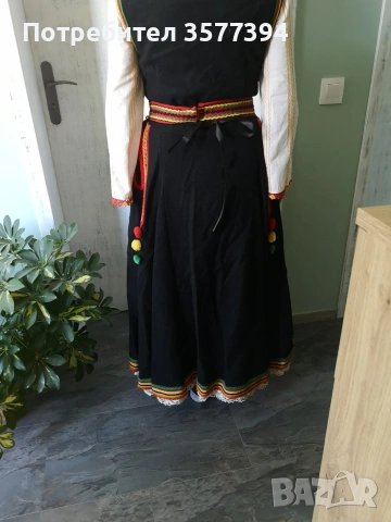 Национална носия, снимка 4 - Антикварни и старинни предмети - 54322076